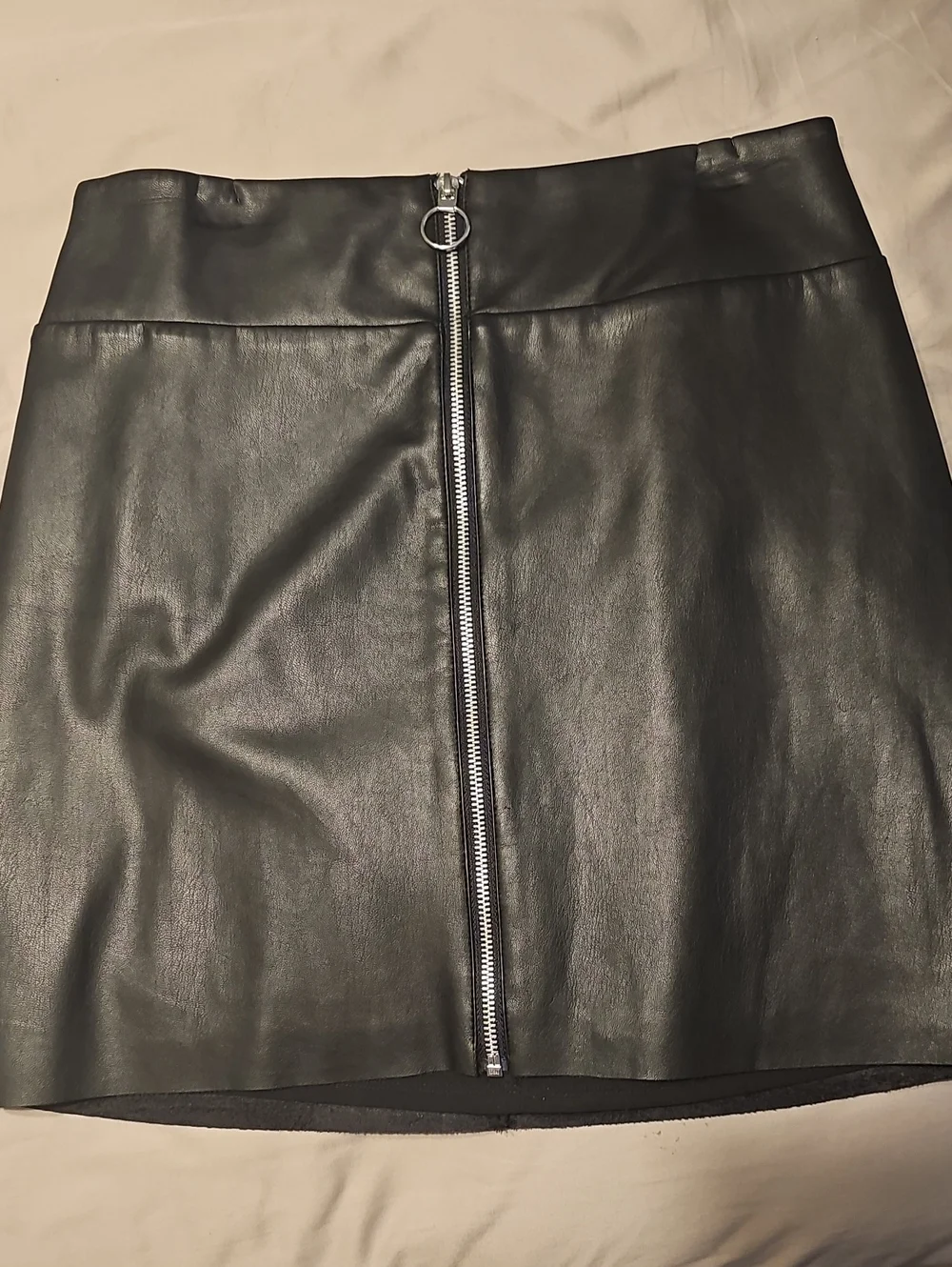 Express Black Faux Leather Mini Skirt with Front Zip - Picture 1 of 2